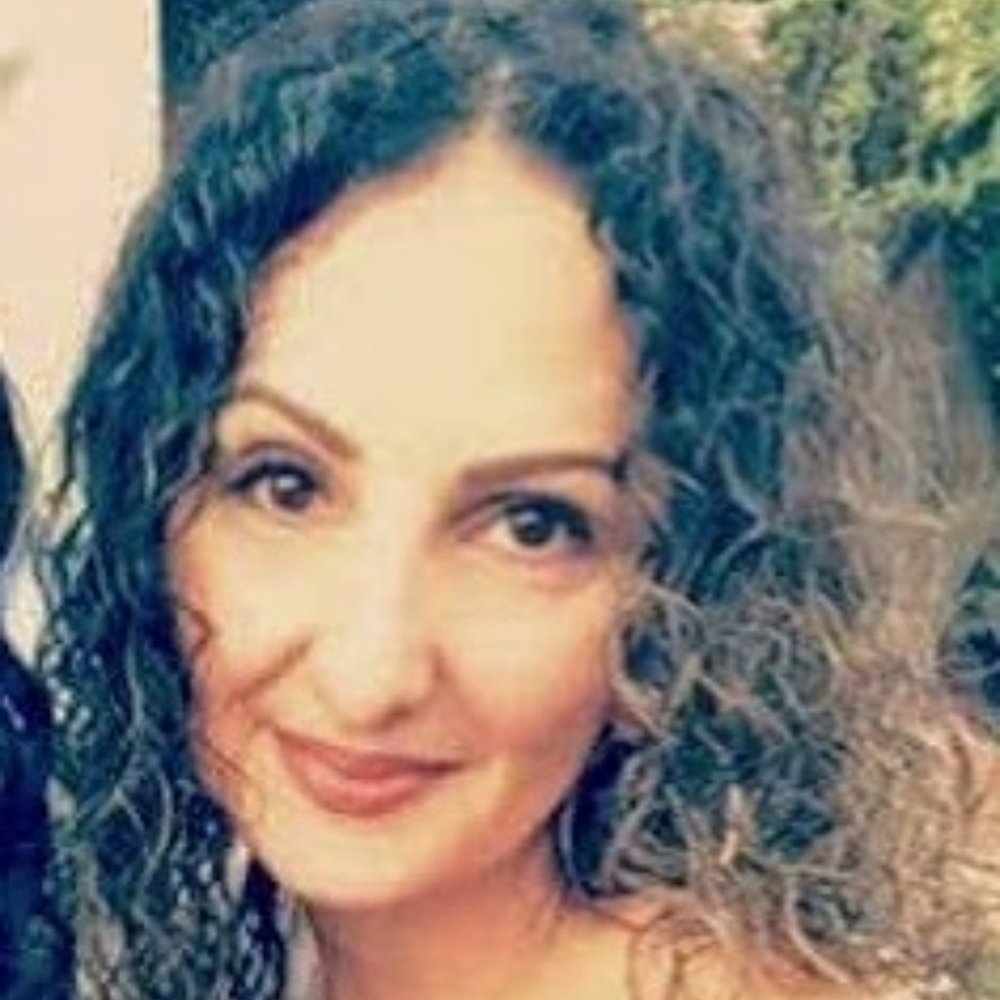 Meet your Posher, Irasema